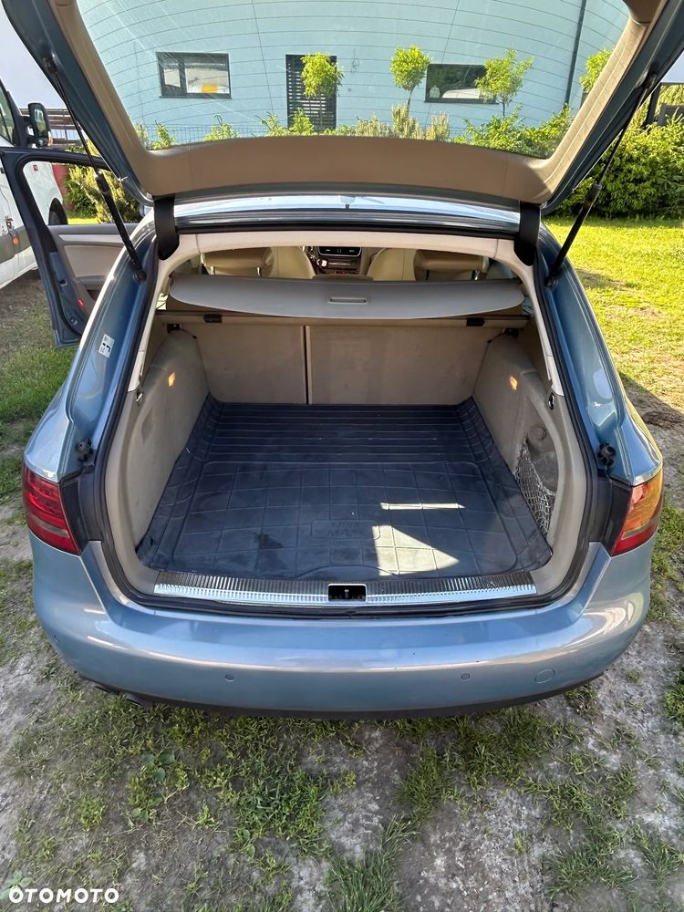 Audi A4 Avant 2.0 TDI - 14