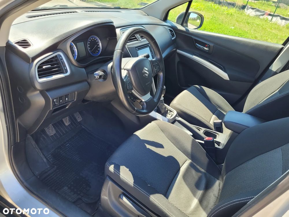 Suzuki SX4 S-Cross - 10