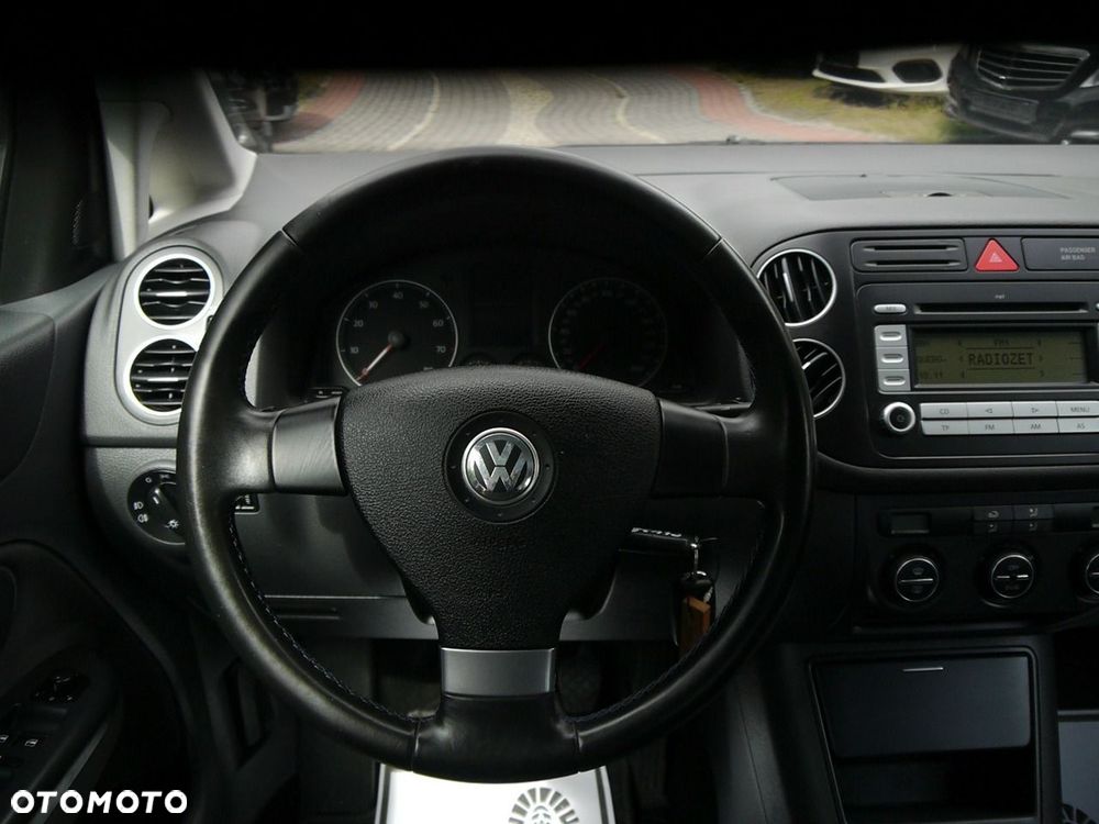 Volkswagen Golf Plus 1.6 Tour Edition - 25