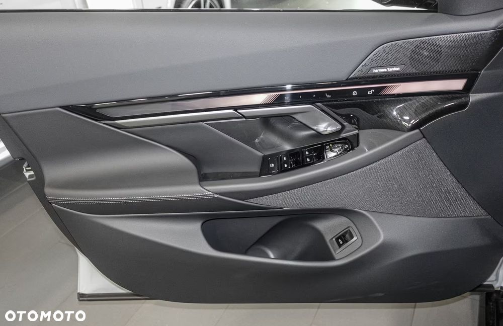 BMW Seria 5 520d mHEV M Sport - 7