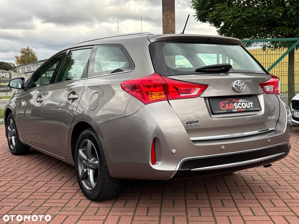 Toyota Auris 1.6 Valvematic Life Plus - 6