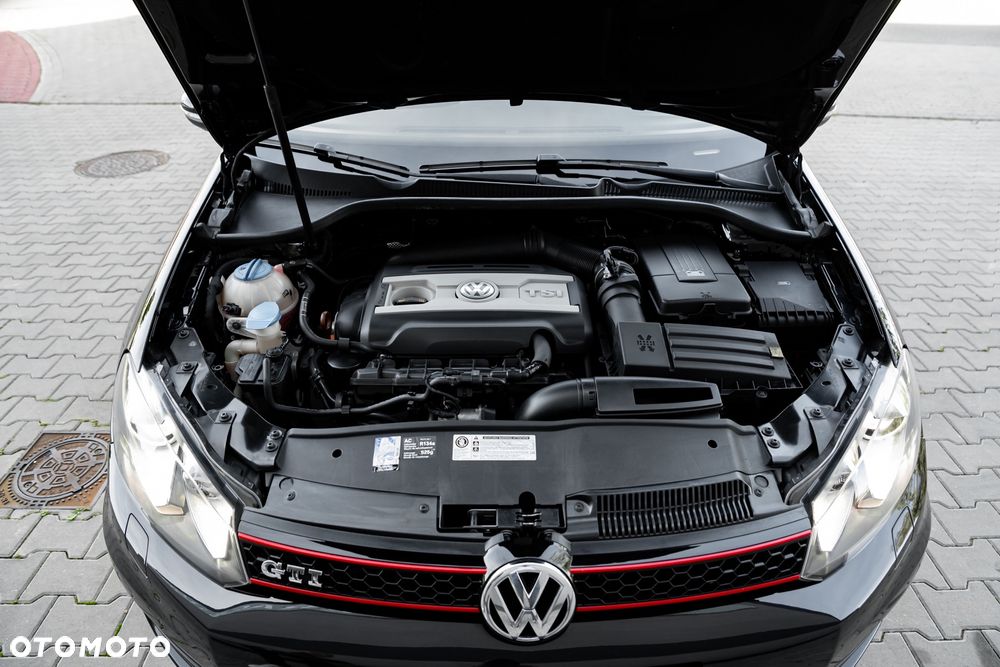 Volkswagen Golf 2.0 GTI - 37