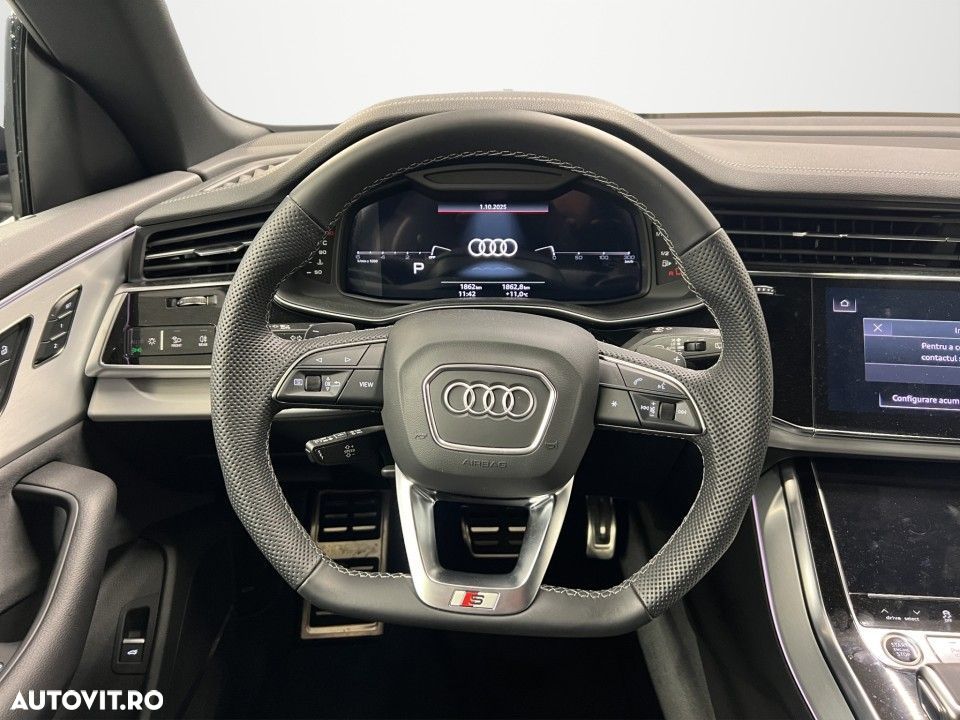 Audi Q8 - 12