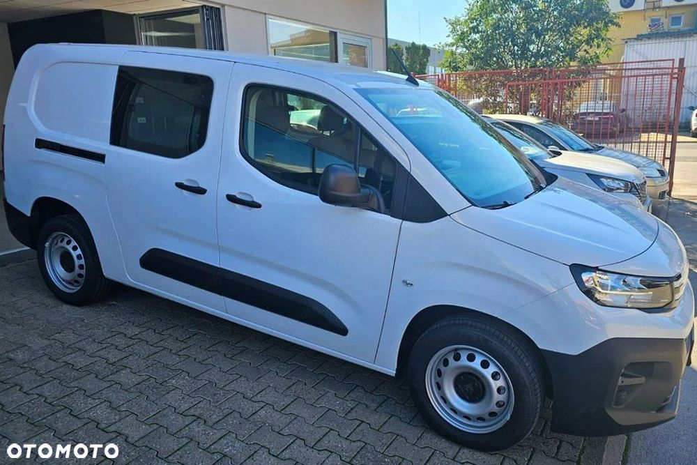 Peugeot Partner Van XL L2H1 EAT8 Zabudowa Brygadowa 1.5 130KM - 4