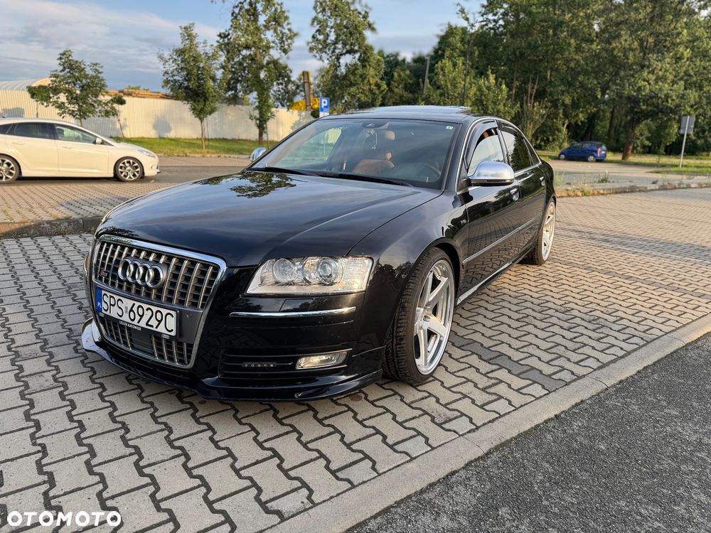 Audi S8 - 5
