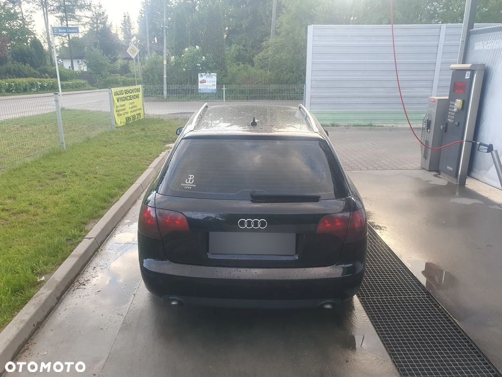 Audi A4 ver-avant-2-0-tdi-dpf-quattro - 17