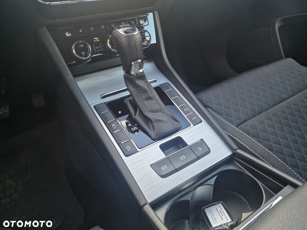 Skoda Superb 2.0 TSI Ambition DSG - 16