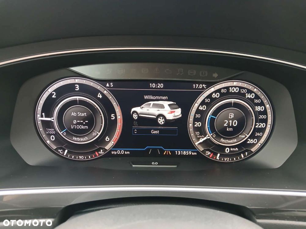 Volkswagen Tiguan - 14