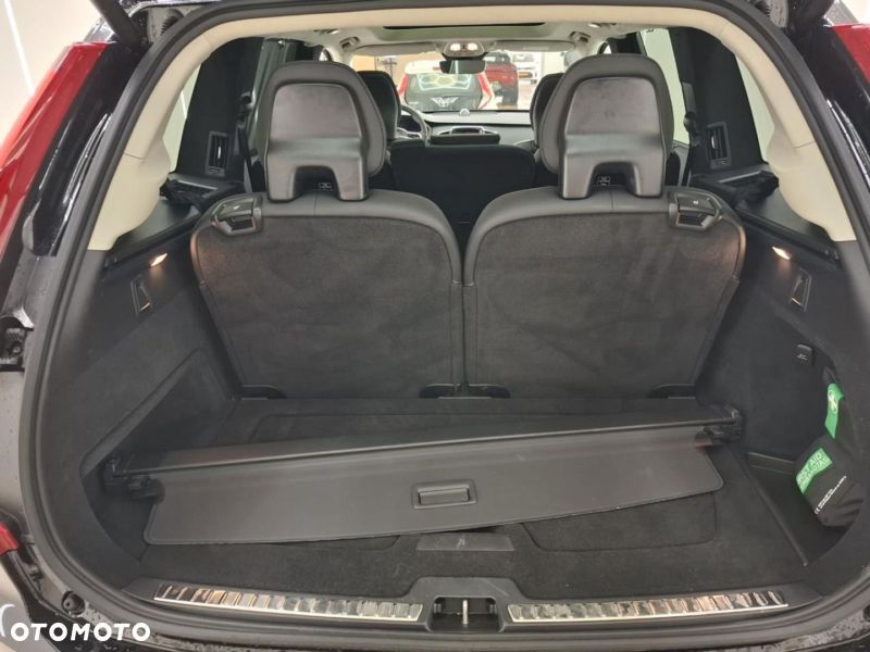 Volvo XC 90 T8 AWD Plug-In Hybrid Plus Black Edition 7os - 11