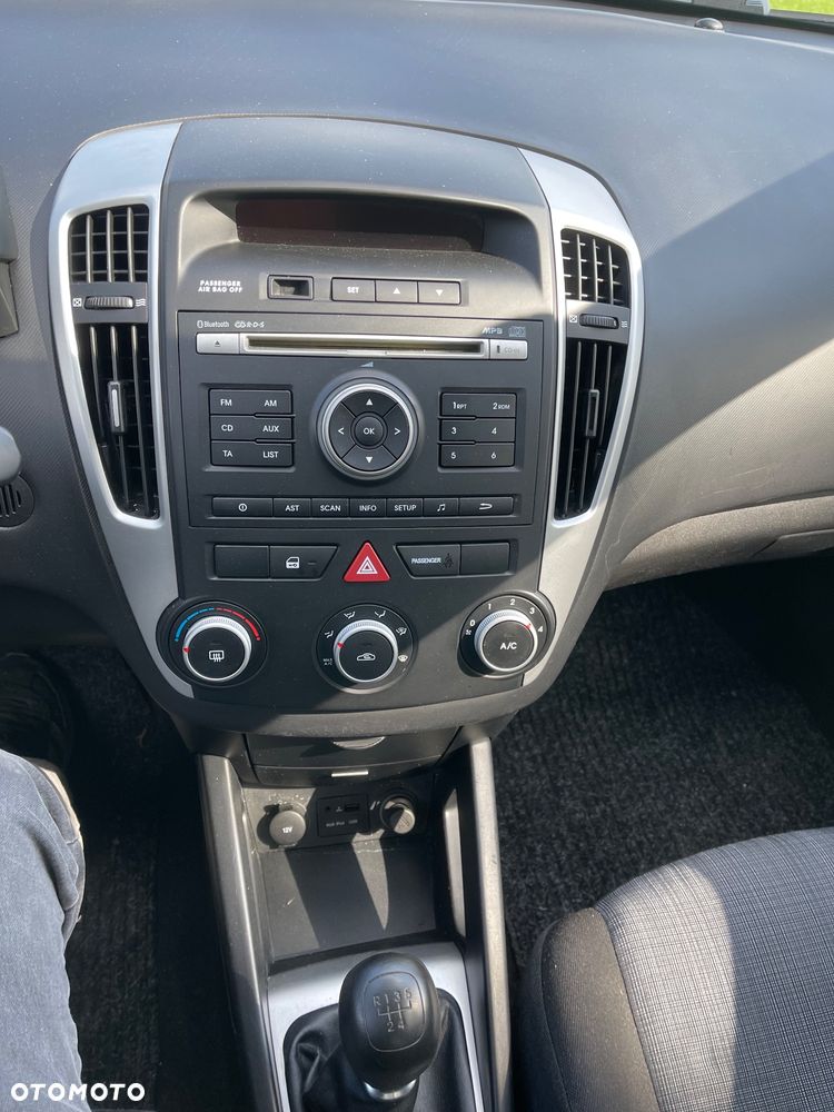 Kia Ceed 1.4 CVVT Vision - 16