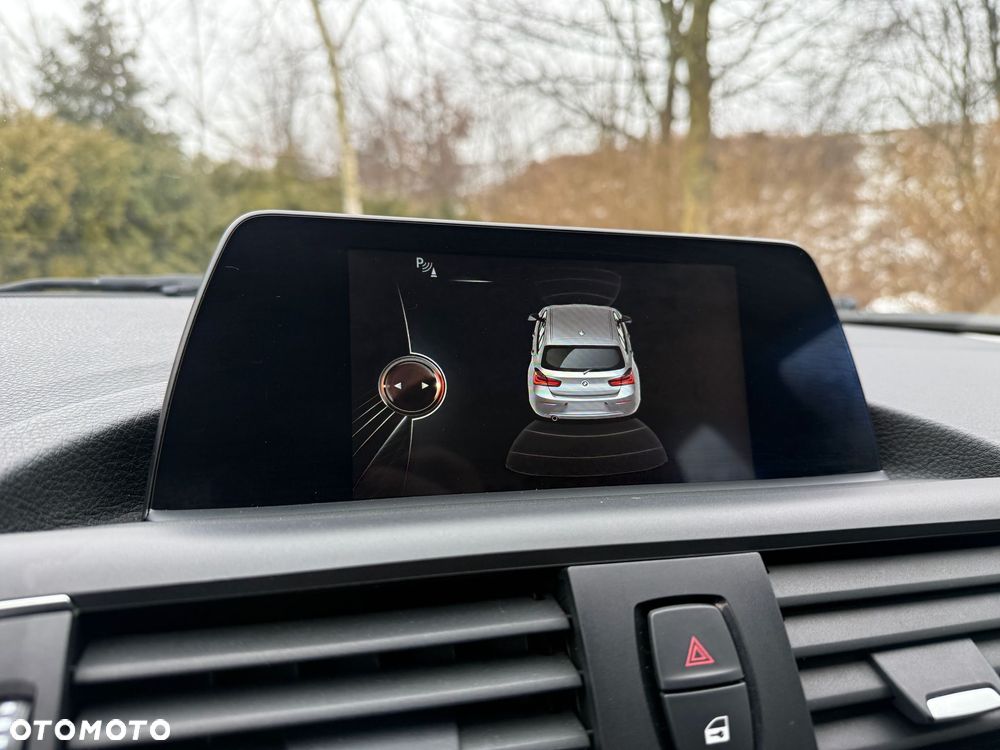 BMW Seria 1 114d Sport Line - 20