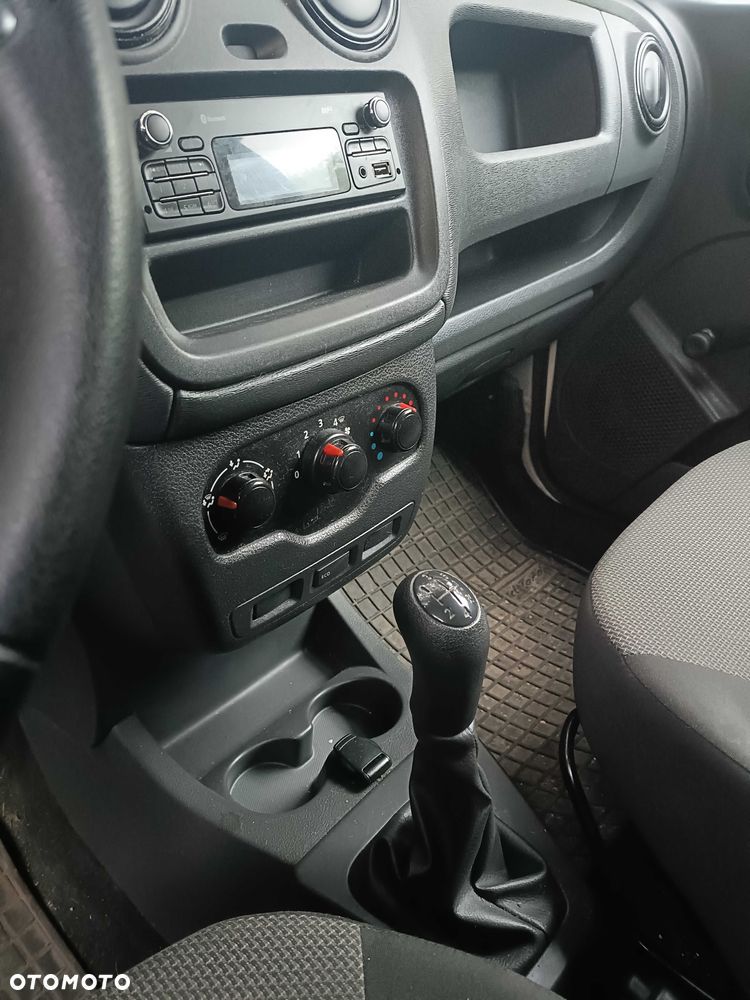 Dacia Inny - 7