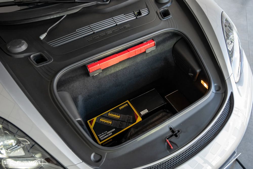 Porsche 718 Cayman GT4 RS - 41
