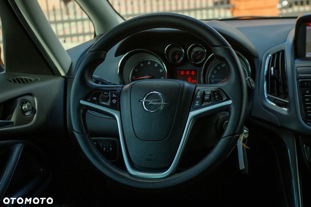 Opel Zafira Tourer 1.4 Turbo Innovation - 31