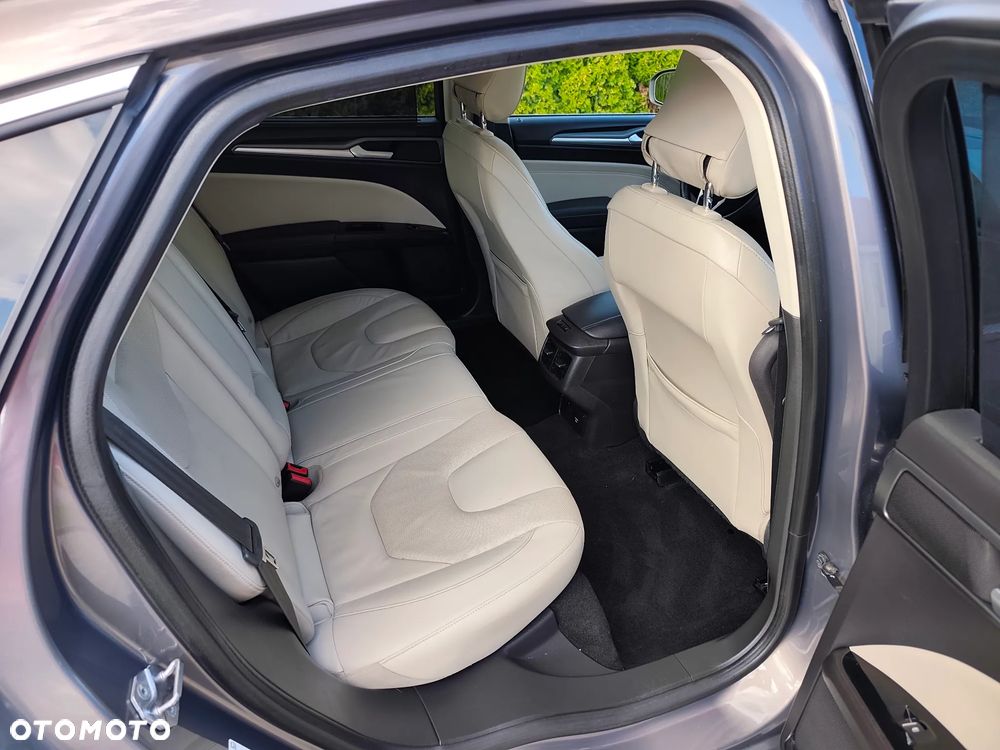 Ford Mondeo 2.0 TDCi STart-Stopp PowerShift-Aut Titanium - 24