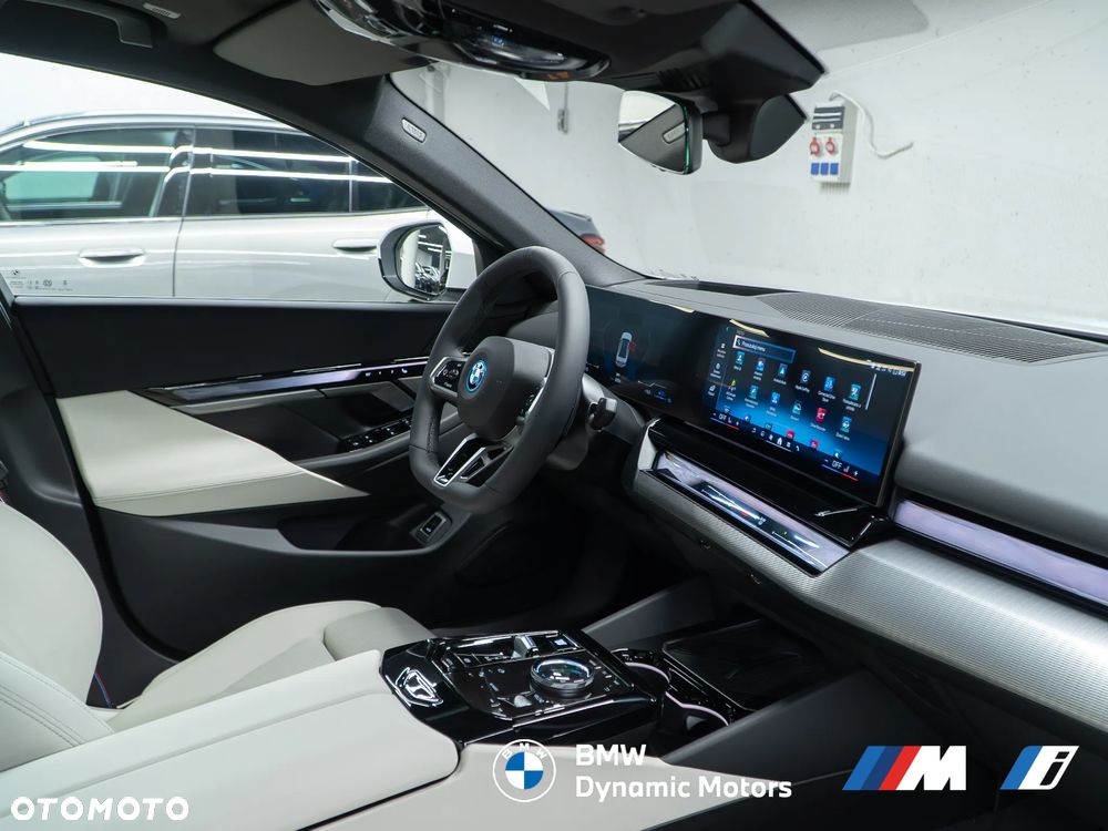 BMW Seria 5 530e xDrive PHEV M Sport - 20