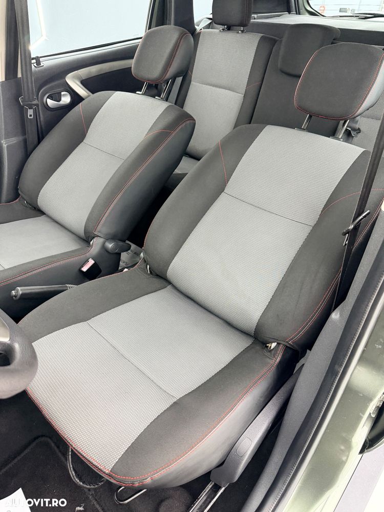 Dacia Duster 1.6 16V 4x2 Prestige - 18