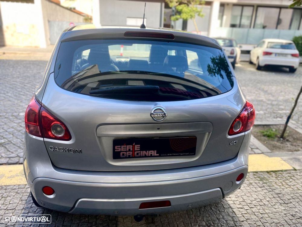 Nissan Qashqai 2.0 dCi Tekna Premium 17 - 7