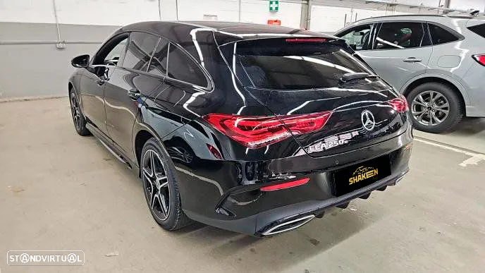 Mercedes-Benz CLA 250 e Shooting Brake AMG Line - 3