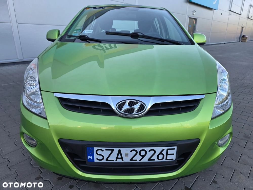 Hyundai i20 1.2 FIFA WM Edition - 10
