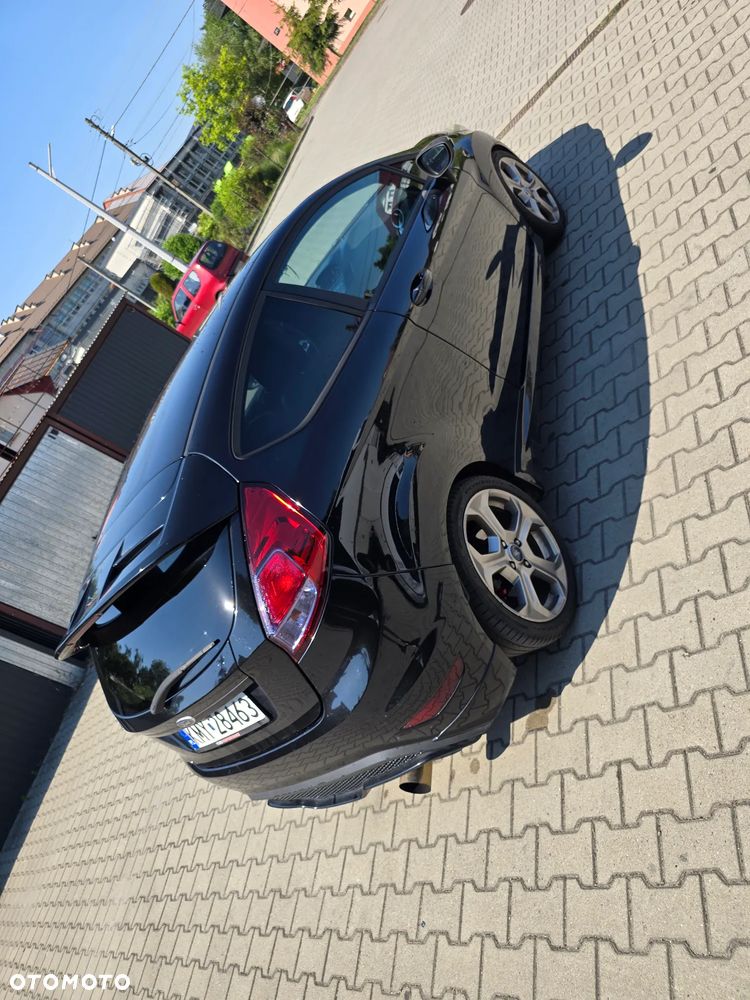 Ford Fiesta ST2 - 5