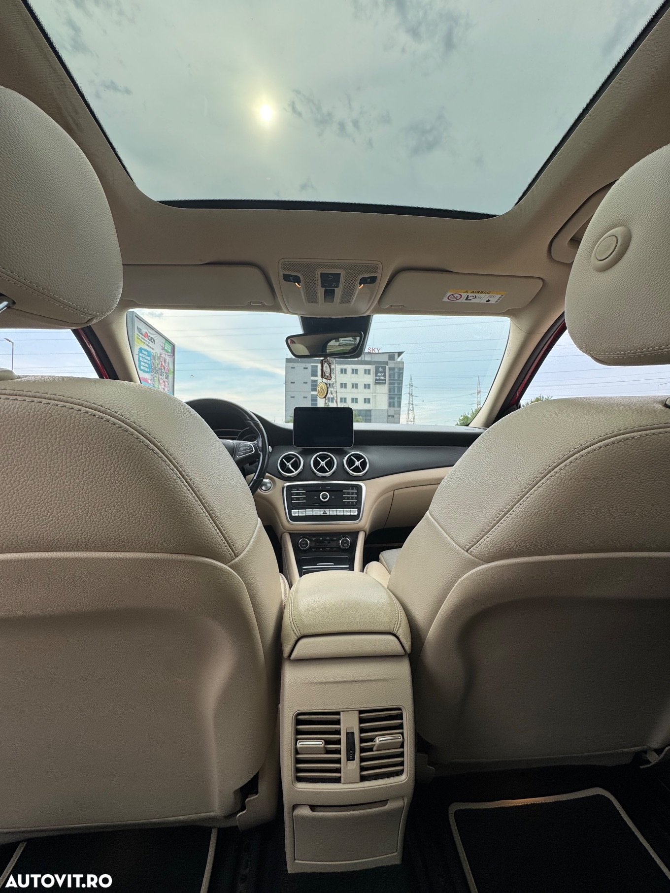 Mercedes-Benz GLA 200 d 4MATIC Aut. - 5