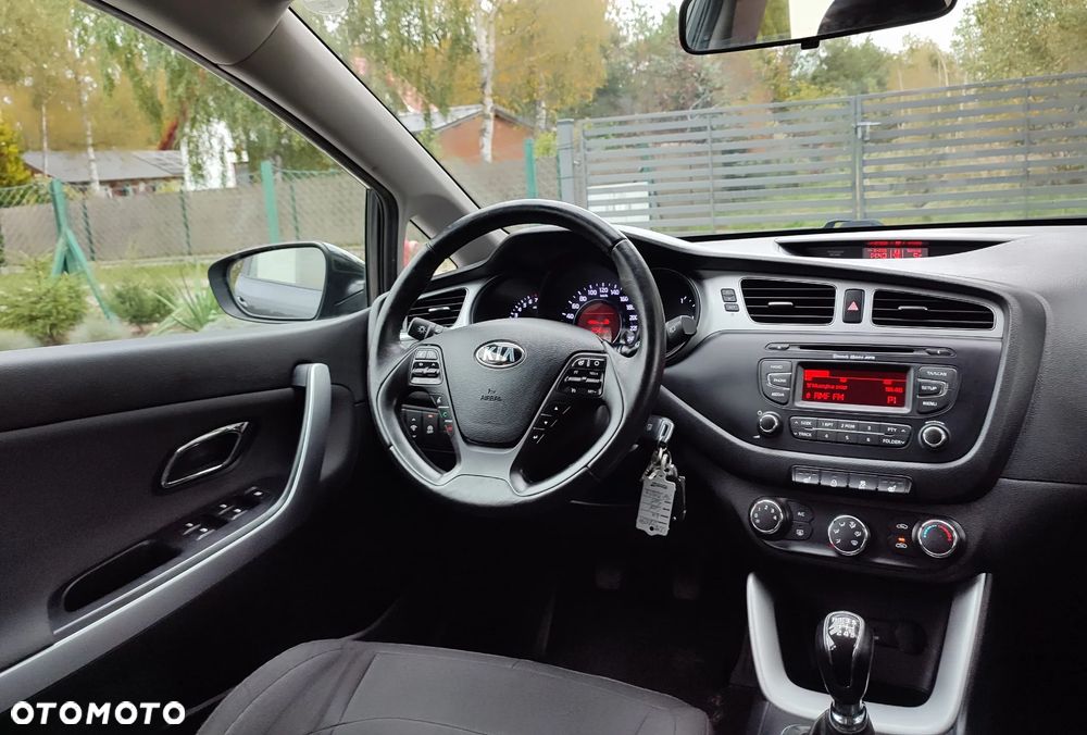 Kia Ceed - 7