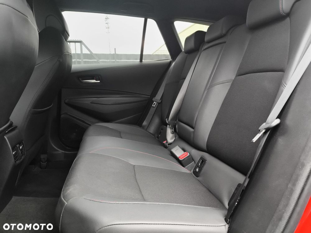 Toyota Corolla 2.0 Hybrid GR Sport Dynamic - 16