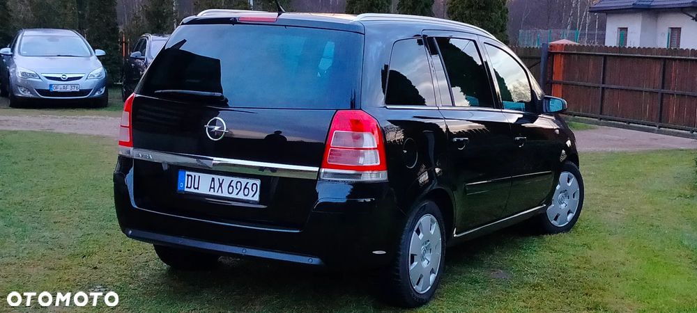 Opel Zafira - 28