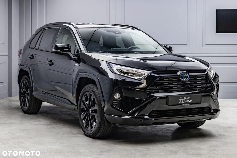 Toyota RAV4 2.5 Hybrid Black Edition by JBL 4x4 - 4