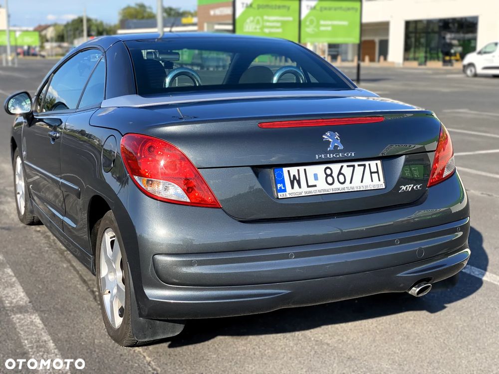 Peugeot 207 CC - 13