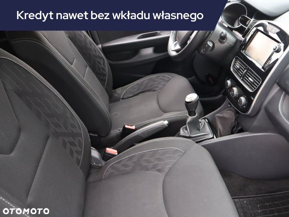 Renault Clio - 11