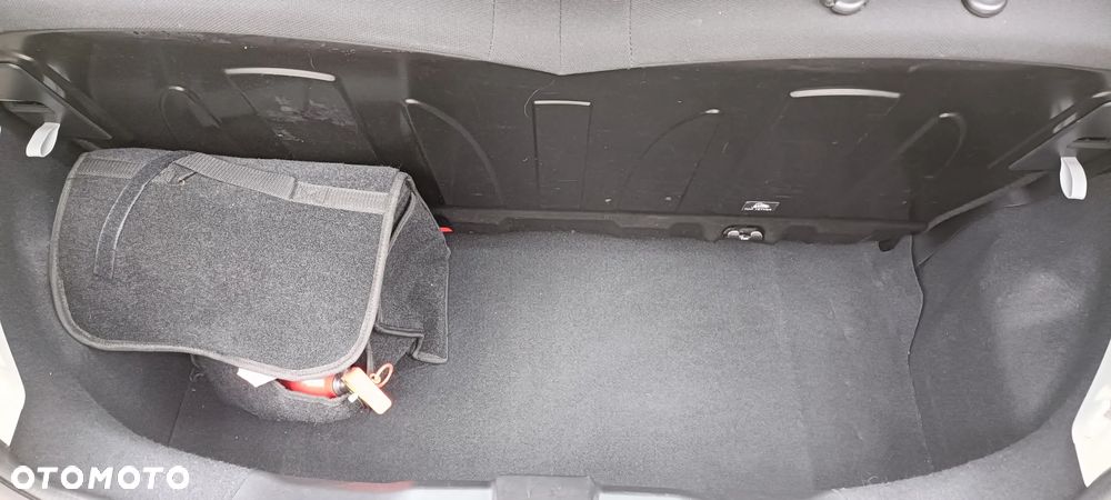 Peugeot 108 - 6