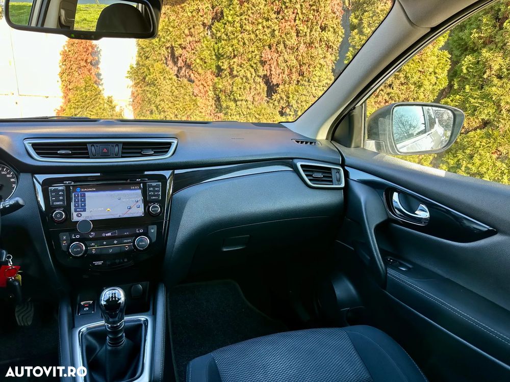 Nissan Qashqai - 12
