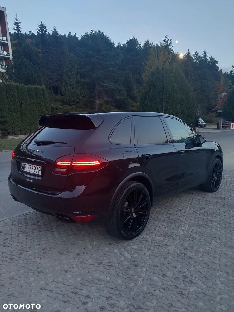 Porsche Cayenne - 24