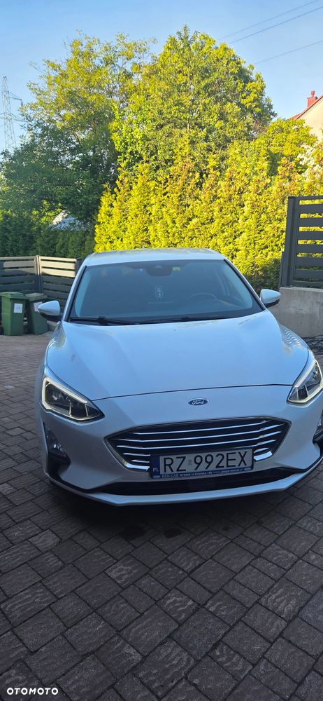 Ford Focus 1.5 TDCi DPF Start-Stopp-System Titanium - 2