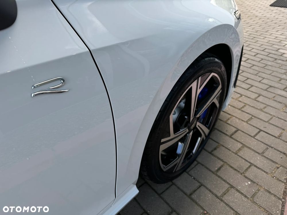 Volkswagen Golf Variant 1.5 eTSI mHEV R-Line Plus DSG - 12