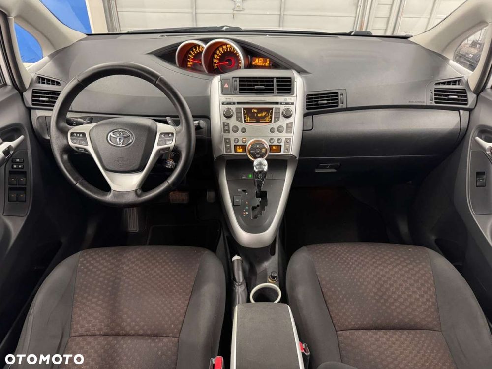 Toyota Verso - 9
