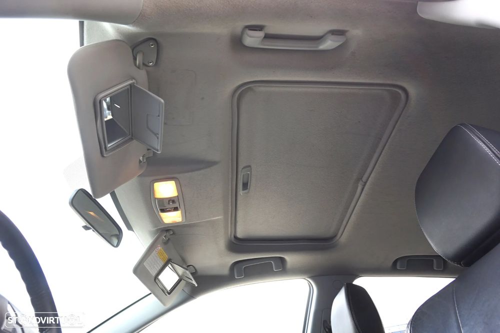 Mitsubishi Outlander 2.0 DI-D Intense+ 4WD - 48