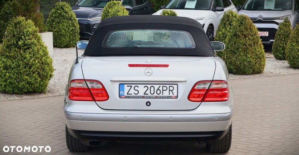 Mercedes-Benz CLK - 15
