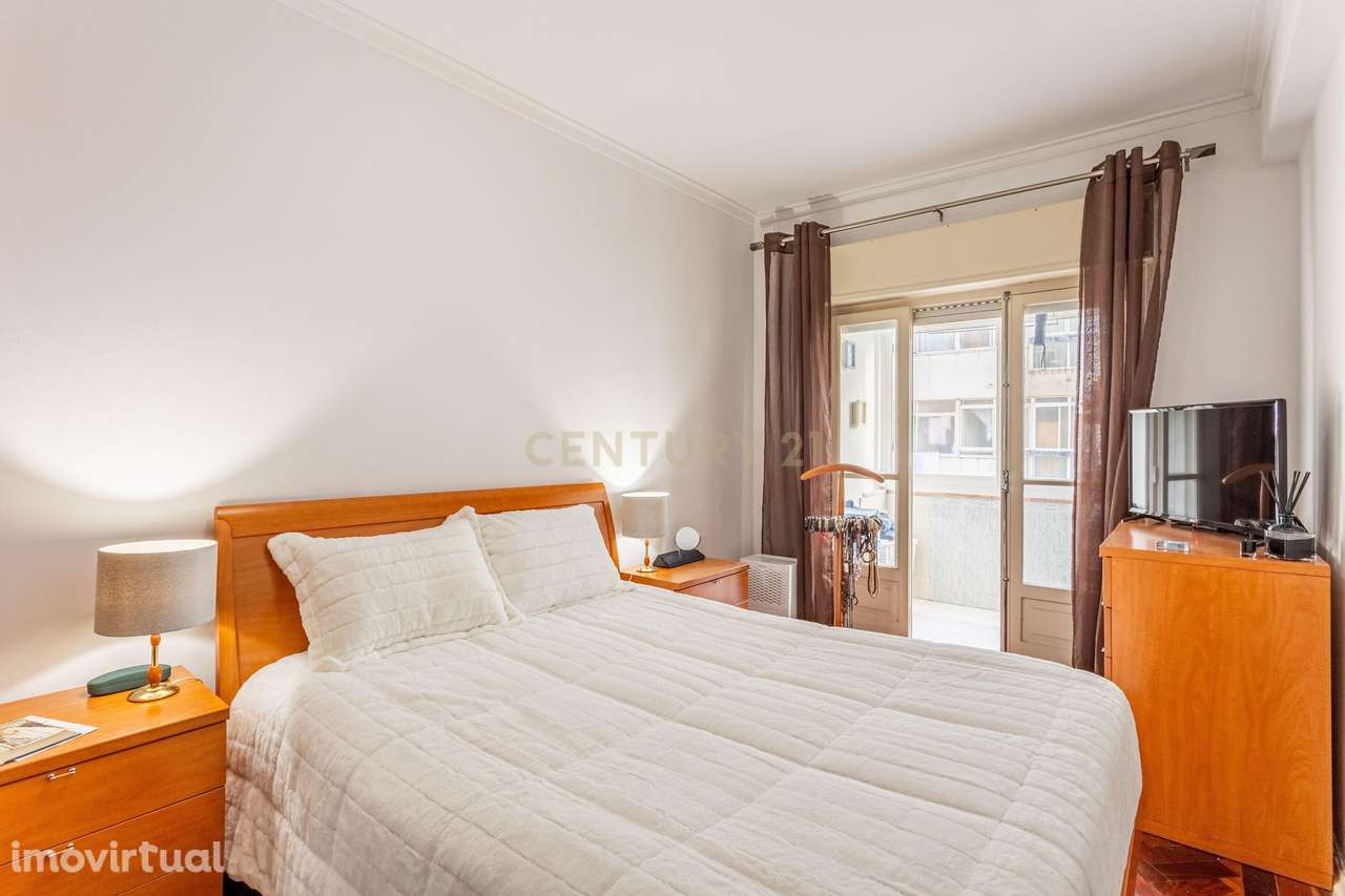 Apartamento T2 remodelado em Sacavém - Grande imagem: 4/16