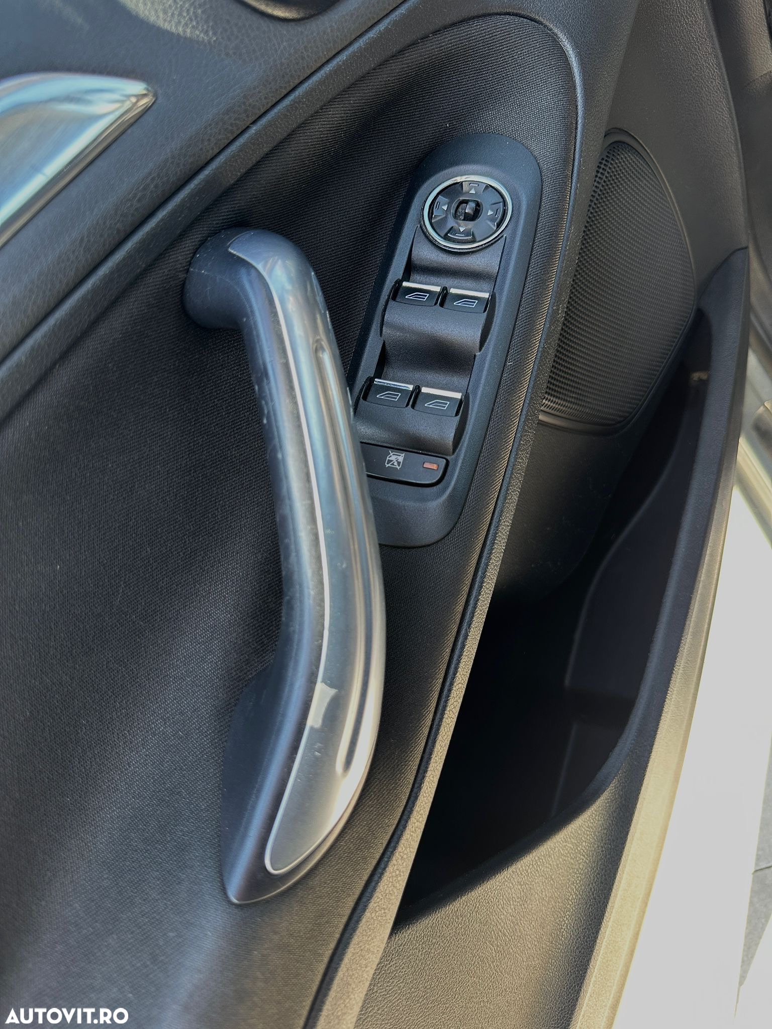 Ford S-Max 2.0 Viva Trend - 24