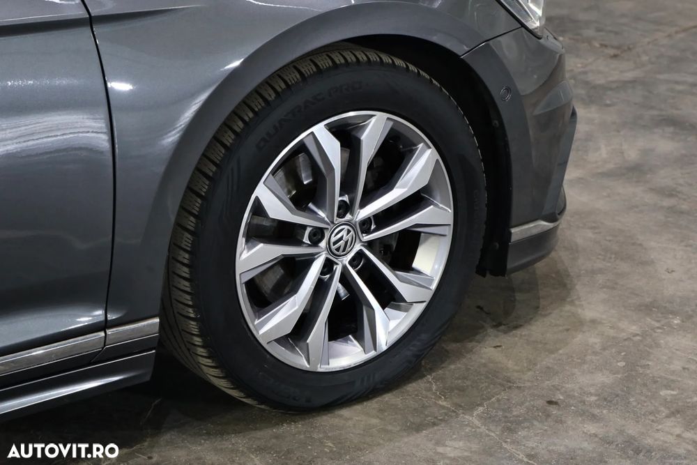 Volkswagen Passat 1.6 TDI SCR DSG Comfortline - 34