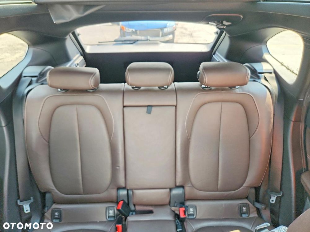 BMW X1 xDrive28i Sport Line - 12