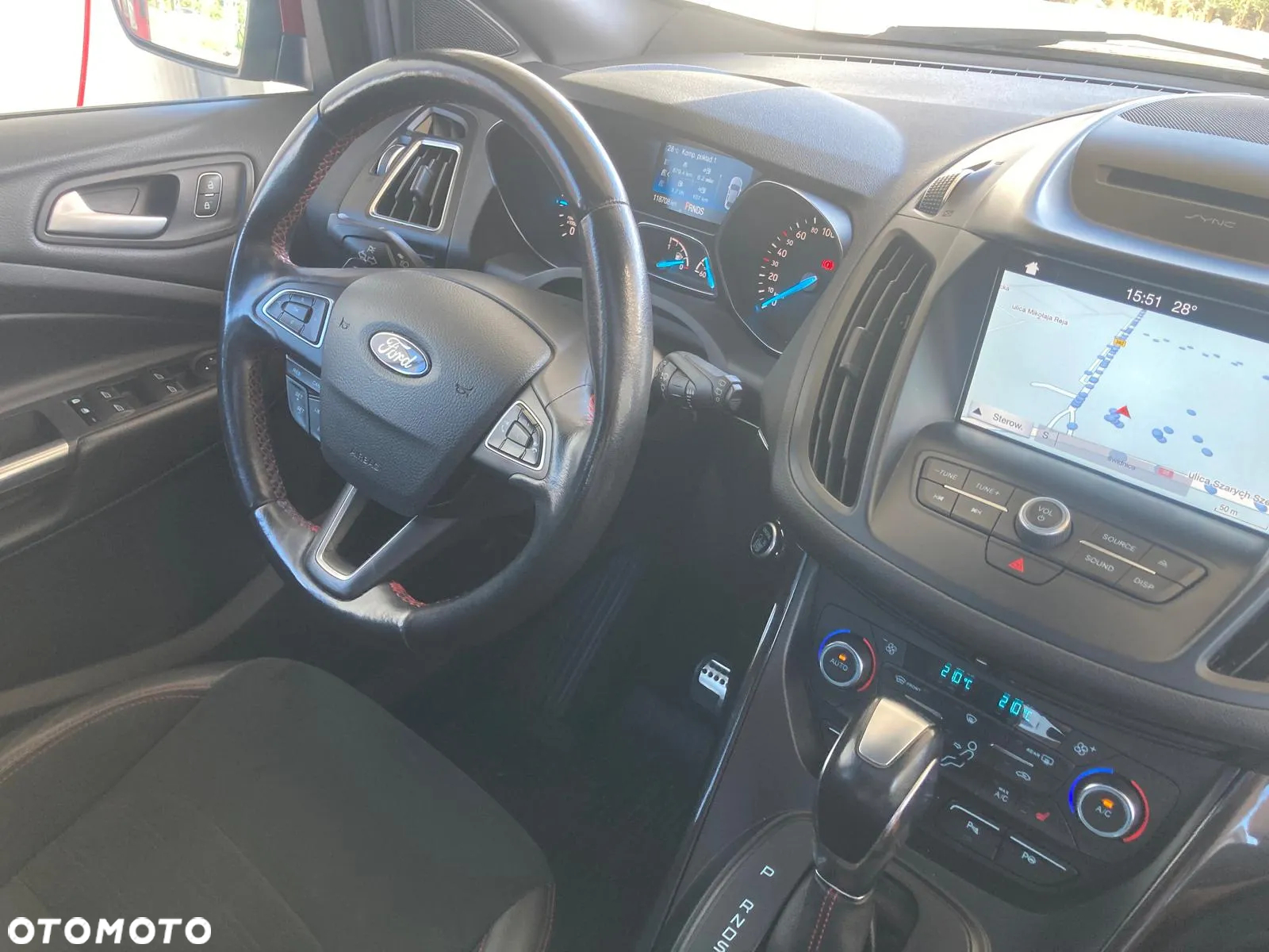 Ford Kuga 2.0 TDCi AWD ST-Line - 19