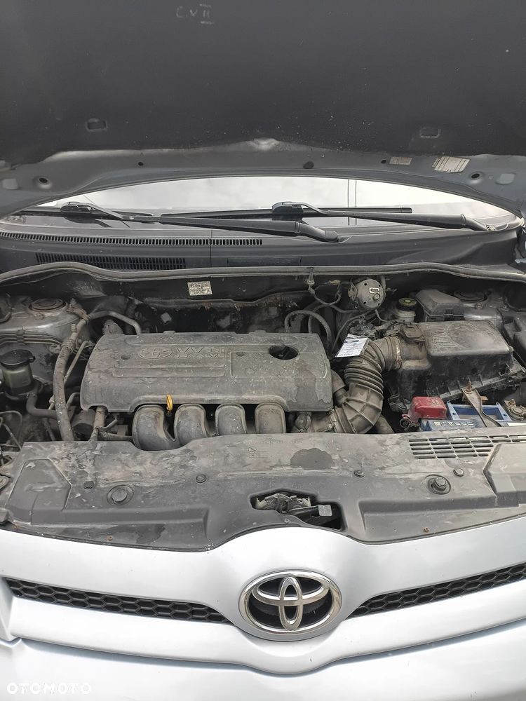Toyota Corolla 1.8 CE - 5