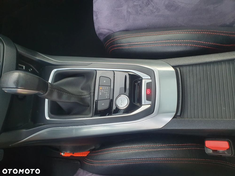 Peugeot 308 BlueHDi 150 Automatik Stop & Start Niveau 2 Business-Line - 26