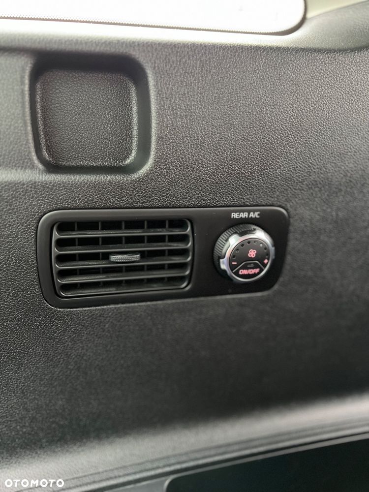 Kia Sorento - 22