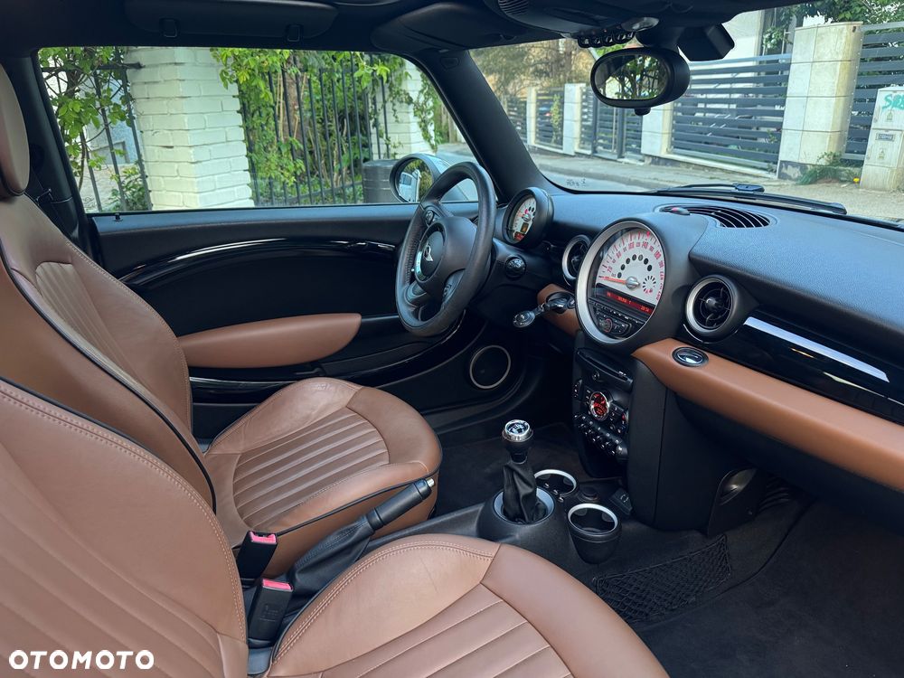MINI Cooper 50 Mayfair - 21