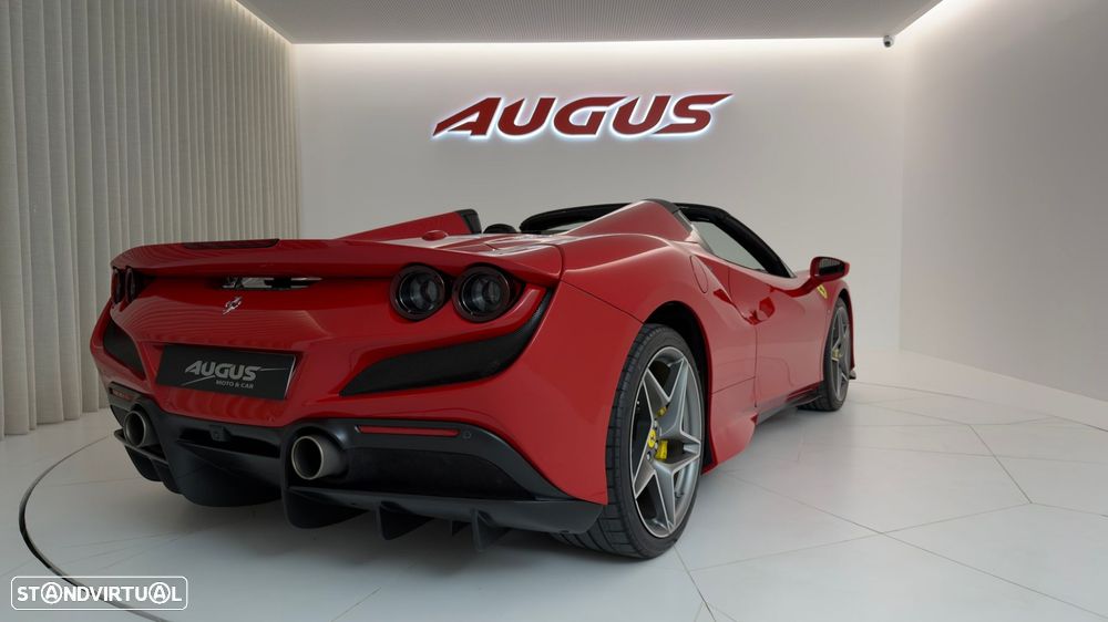 Ferrari F8 Tributo Spider - 11